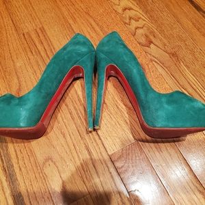 Christian Louboutin Pumps
